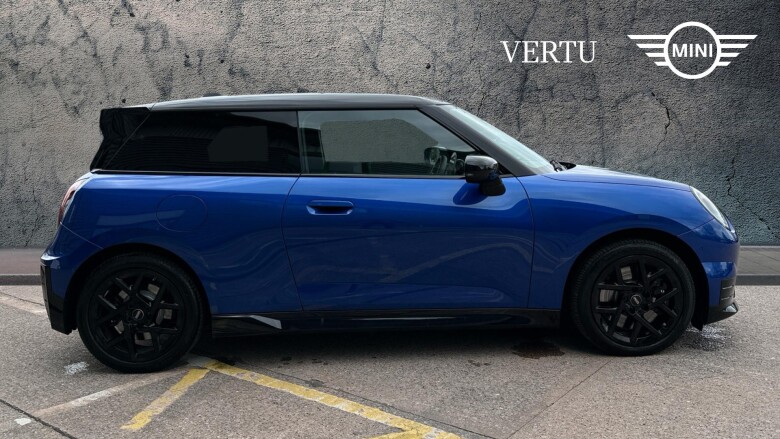 MINI Cooper 135kW E Sport [Level 2] 41kWh 3dr Auto Electric Hatchback